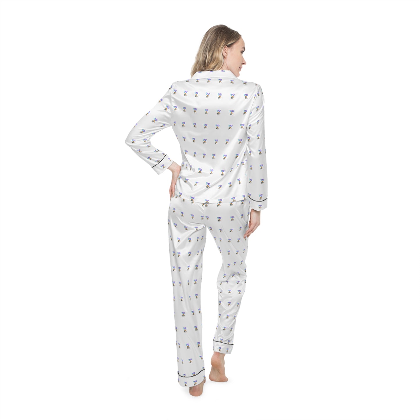 Chic Women's Satin Pajamas Set, Luxurious Sleepwear, Perfect for Relaxation
