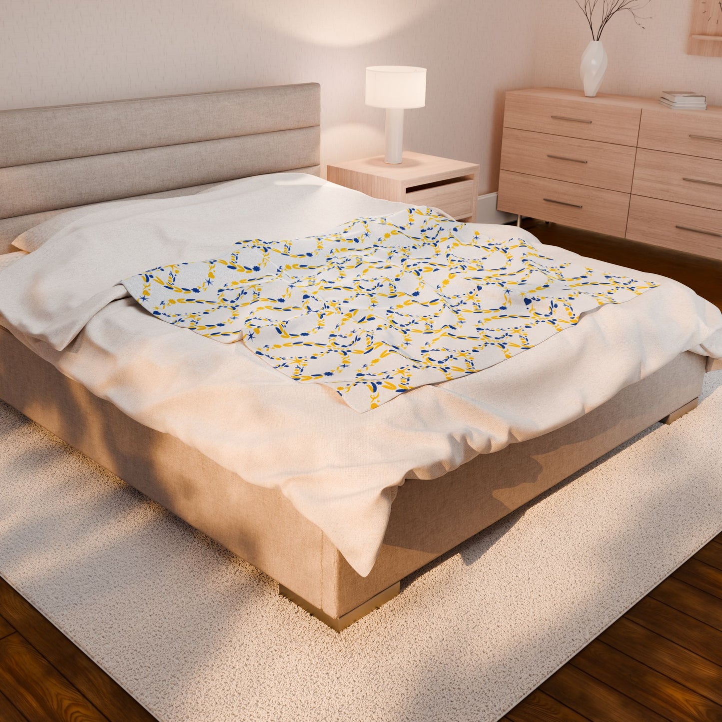 Cozy Floral Velveteen Plush Blanket Soft Throw for Home, Couch, Baby Shower Gift