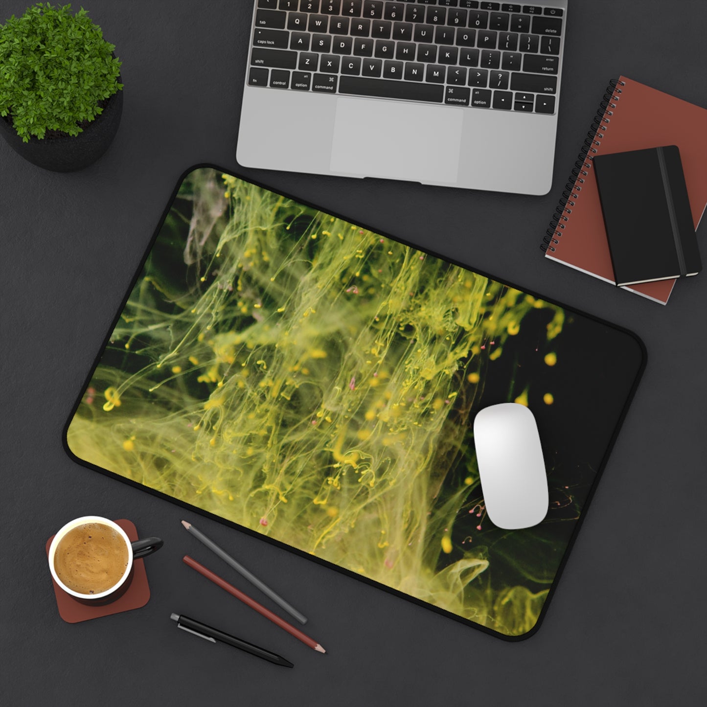 Abstract Yellow Ink Desk Mat — Vibrant Liquid Art Mouse Pad