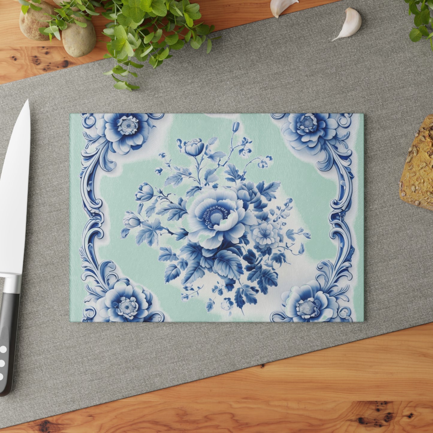 Blue Floral Glass Cutting Board — Vintage Delft-Style Kitchen Serving & Chopping Board