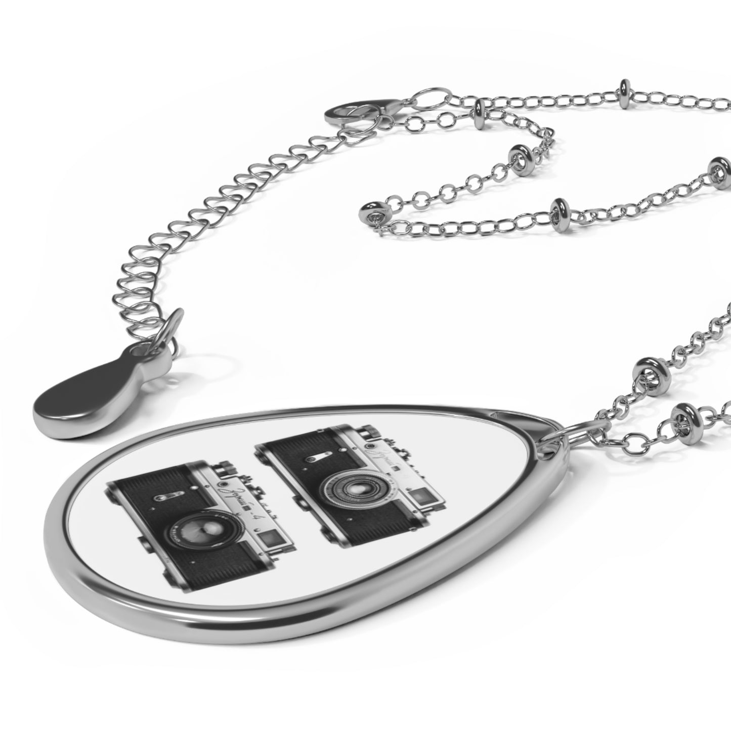 Vintage Camera Oval Necklace, Photography Jewelry, Gift for Photographers, Unique Pendant, Camera Lover Necklace