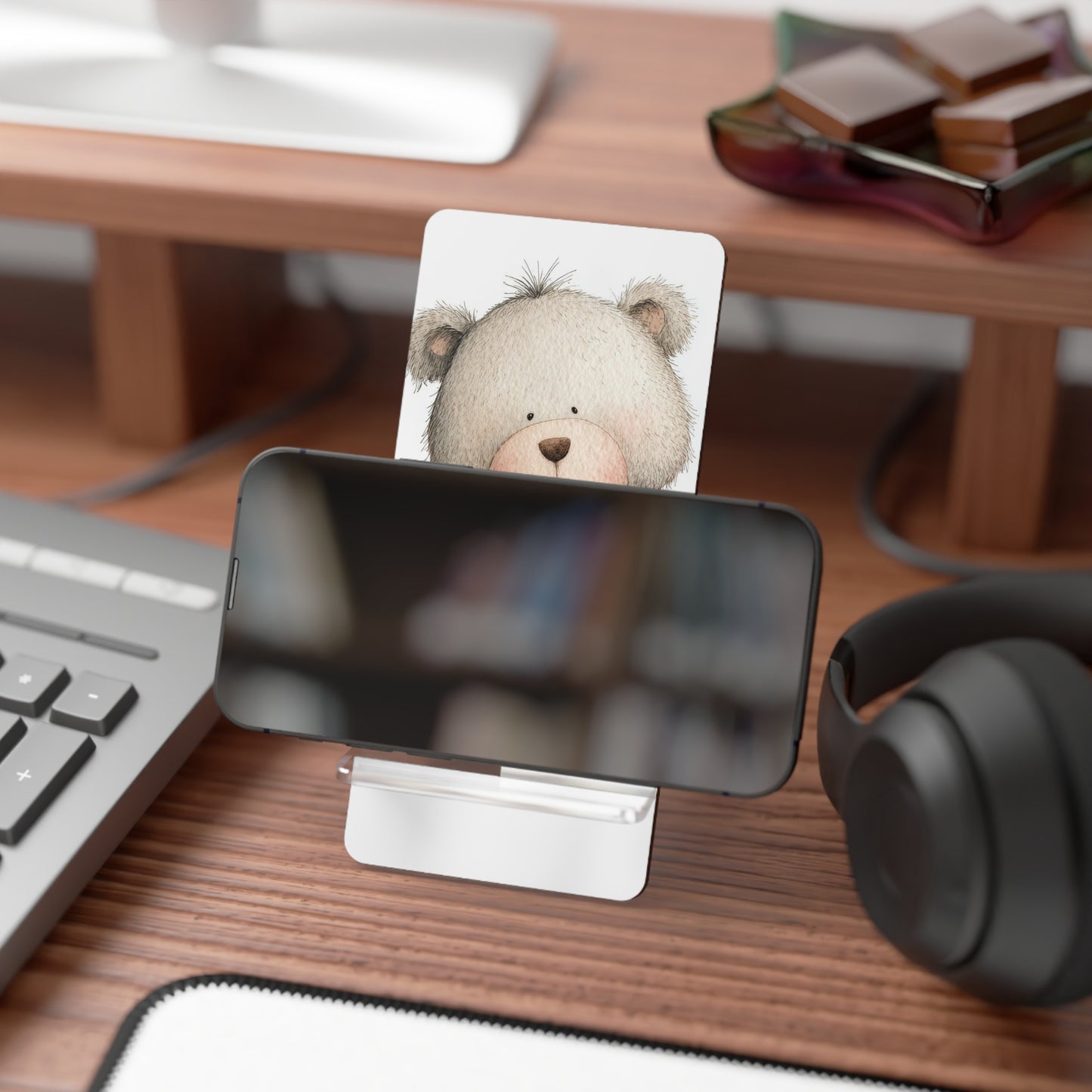 Teddy Bear Heart Phone Stand — Cute Mobile Display Stand for Smartphones