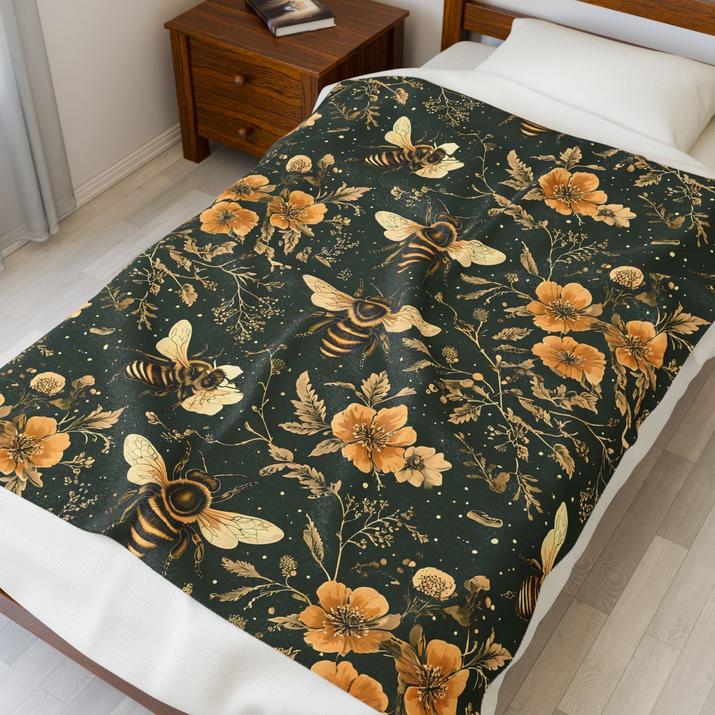 Bee Floral Velveteen Plush Blanket, Cozy Home Decor, Gift for Nature Lovers, Nursery Blanket, Soft Throw for All Occasions