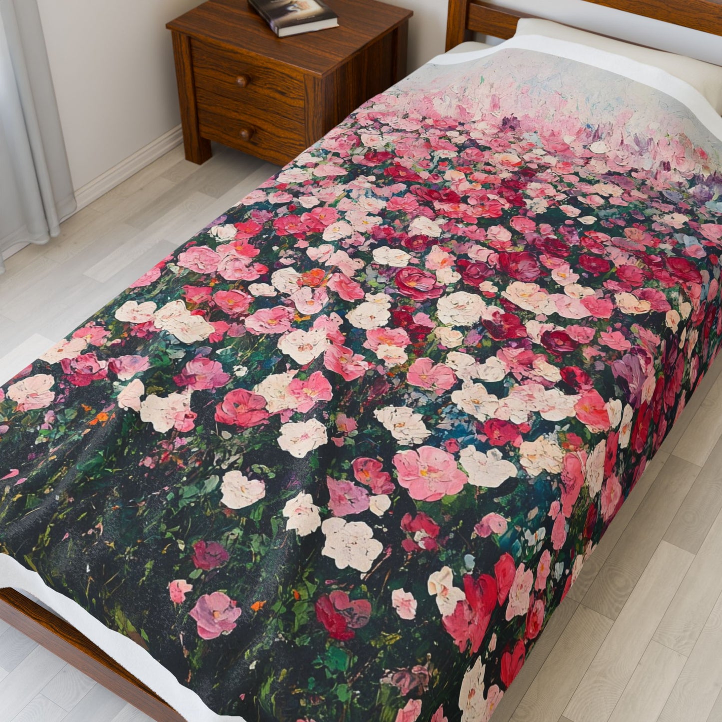 Floral Velveteen Plush Blanket, Cozy Home Decor, Gift for Her, Birthday Present, Ideal for Relaxing and Snuggling