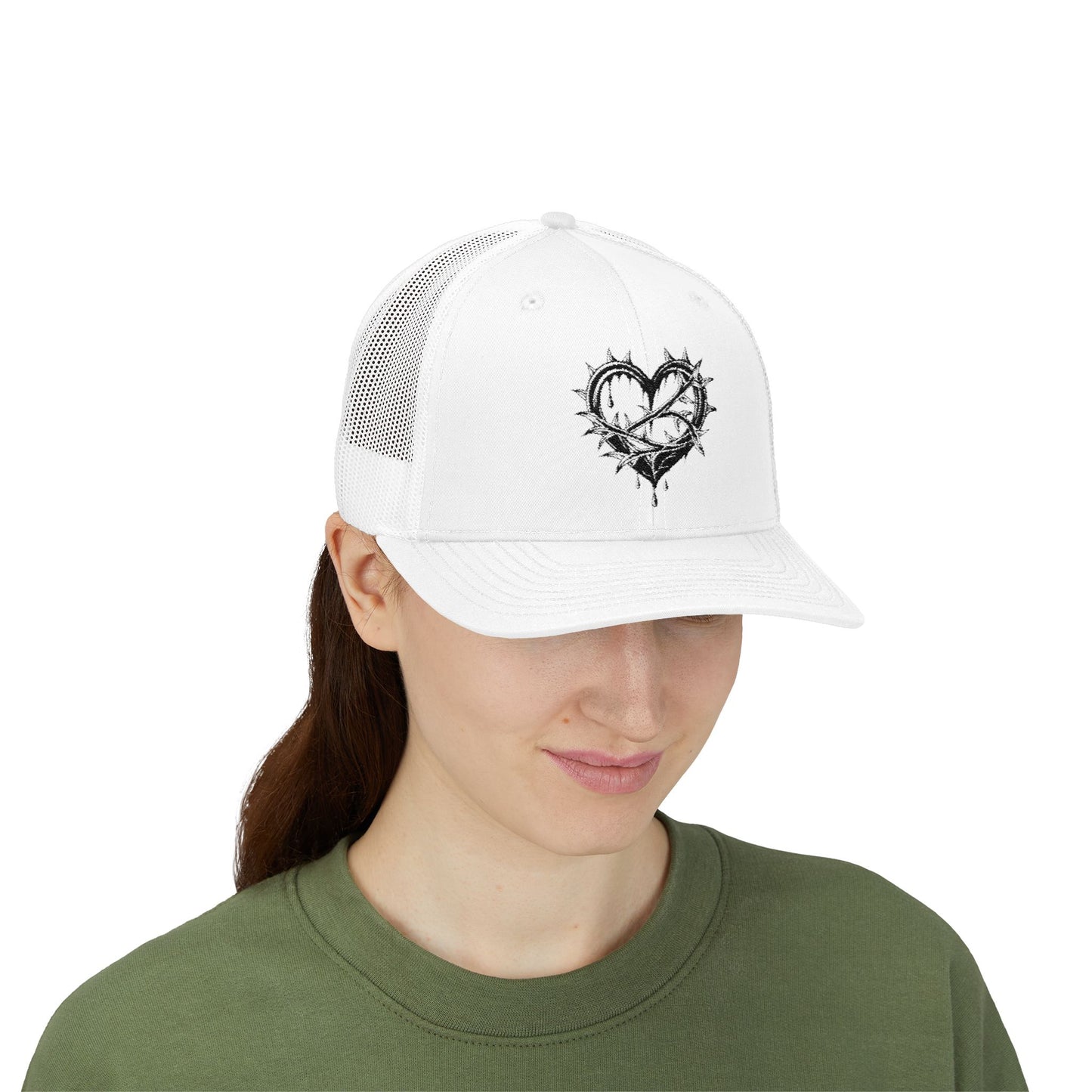 Heart-Shaped Love Snapback Trucker Cap, Adjustable Hat for Friends, Gifts for Couples, Valentine’s Day Cap, Casual Wear, Stylish Sun Hat