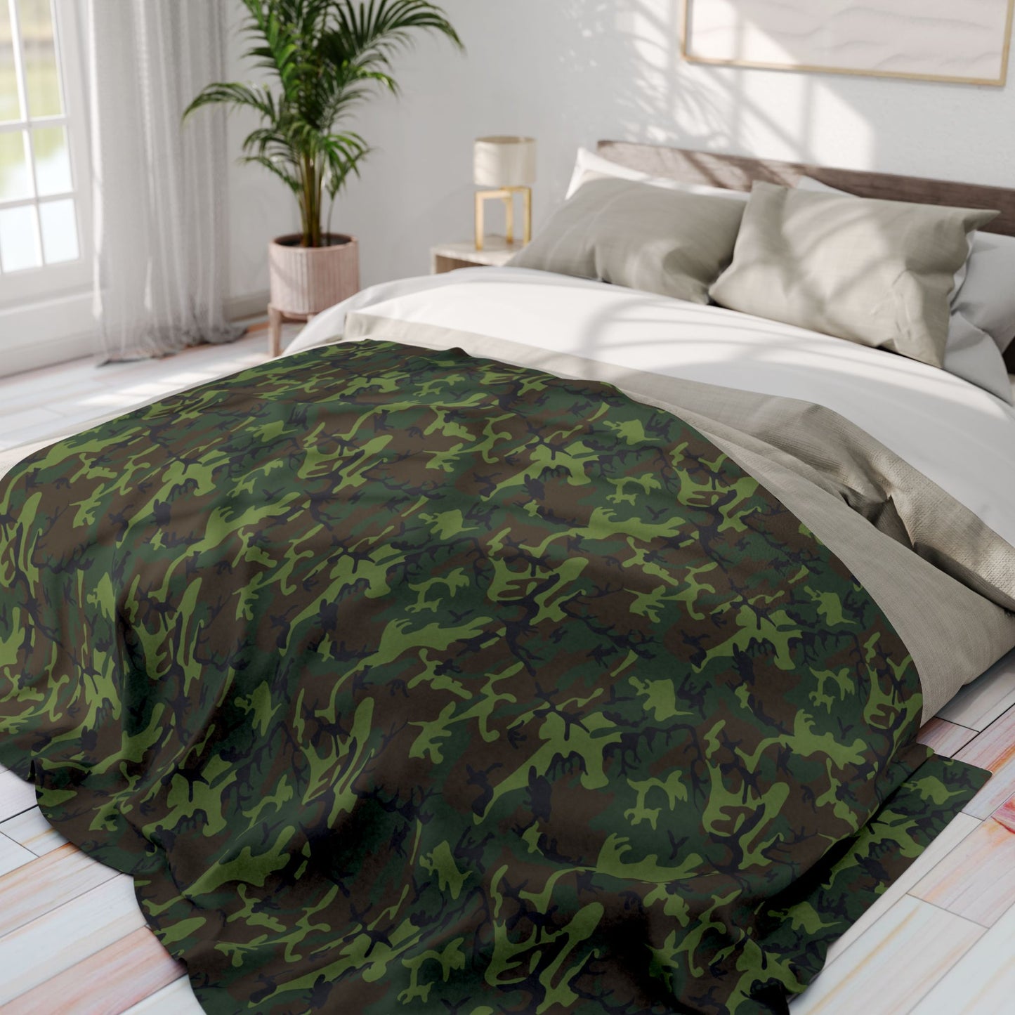 Camouflage Fleece Blanket for Cozy Comfort, Camping, Outdoor Adventures, Gift for Him, Home Decor, Military Style