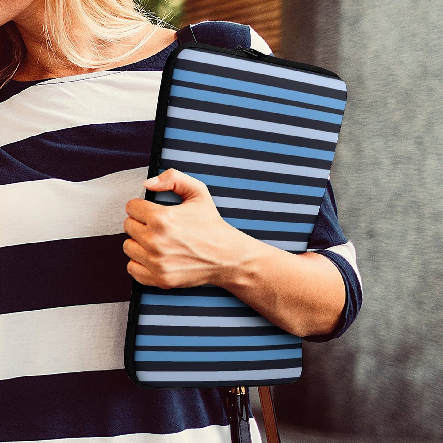 Laptop Case Blue Striped