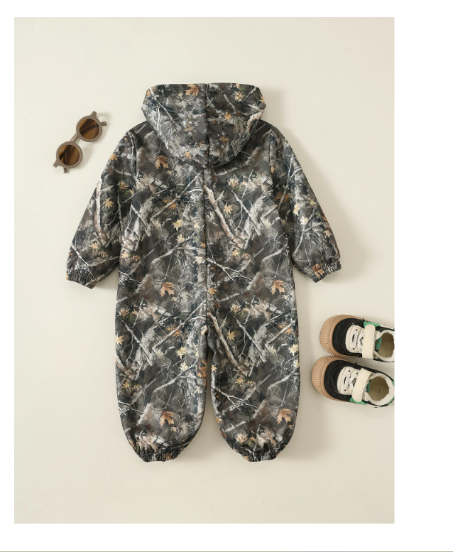 SHEIN Baby Boy Autumn/Winter Casual Branch Print Zip-Up Hooded Warm Jumpsuit
