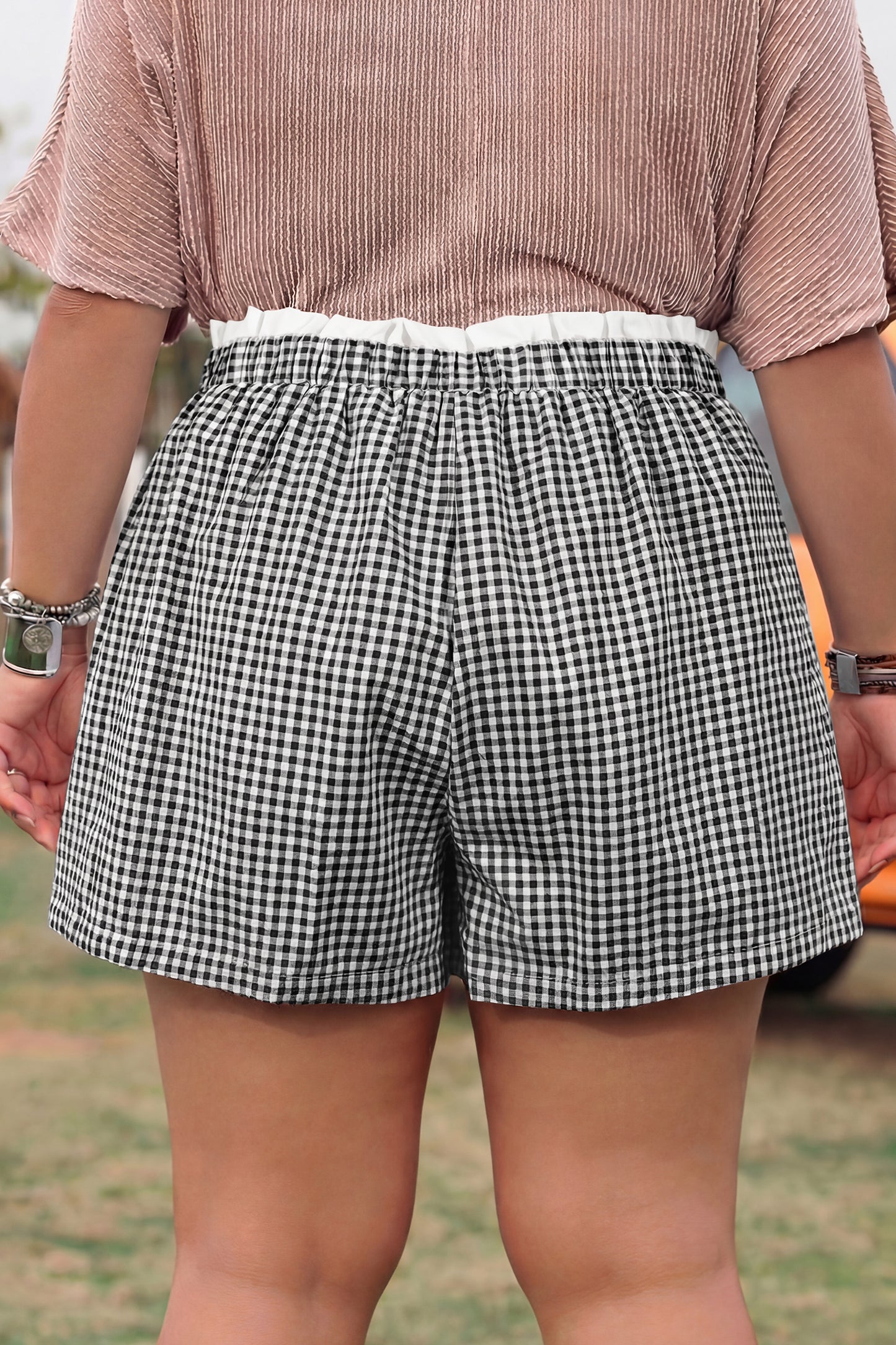 Black Contrast Trim Plaid Print Plus Size Shorts