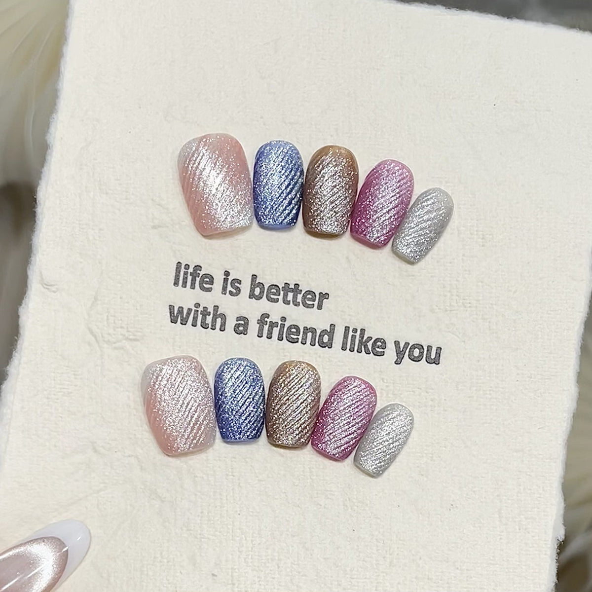 365nails: "Crystal Velvet" – 5D Textured Cat Eye Handmade Almond Nails