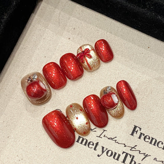 Red & Gold Christmas Press‑On Nails – Gift Box and Ornament Design