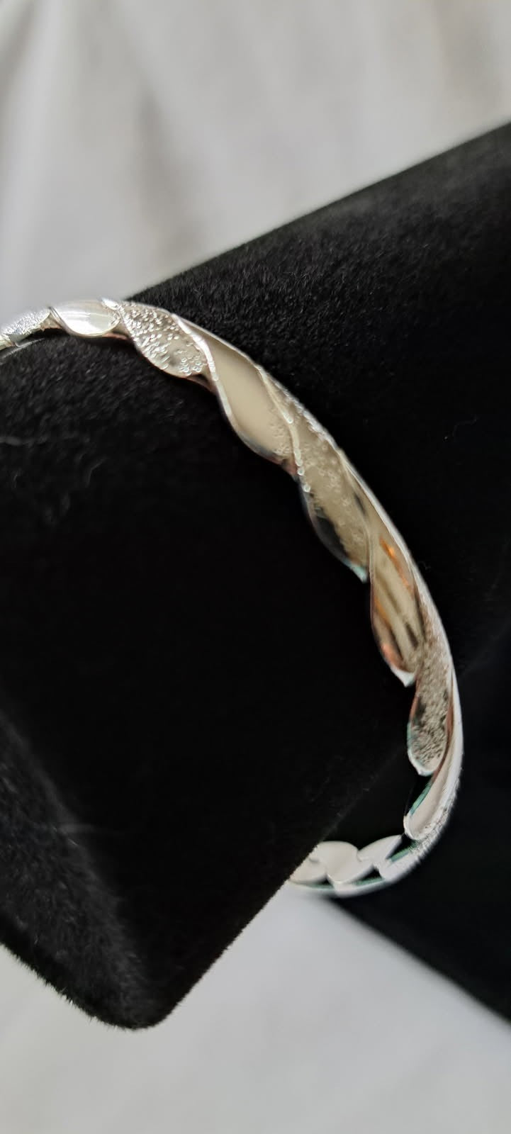 925 Silver Twisted Bangle Bracelet
